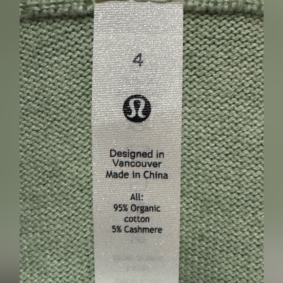 Lululemon Crossover Ribbed Waist
Sweater in Heathered Creamy Mint - Picture 8 of 12